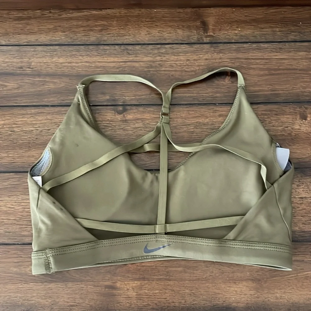 Army green Nike sports bra size medium m strapped straps